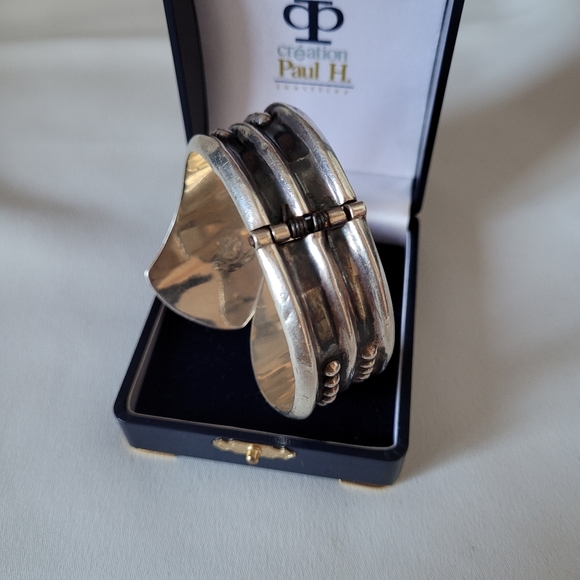 Vintage sterling silver Taxco Mexican wide clamper cuff bracelet. Marked. Gift i - Picture 6 of 10